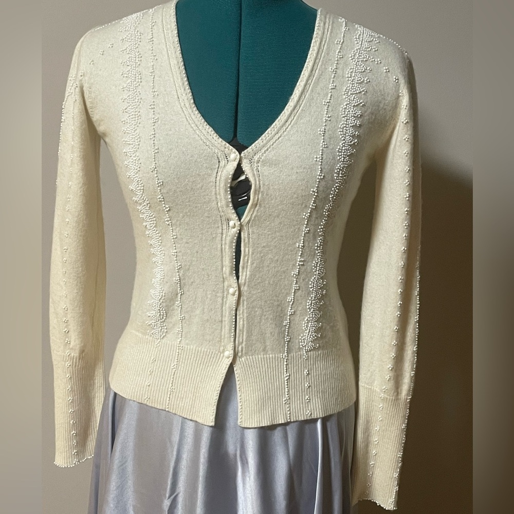 TODD & DUNCAN CASHMERE Off White Beaded Cardigan Sweater Scottish Cashmere